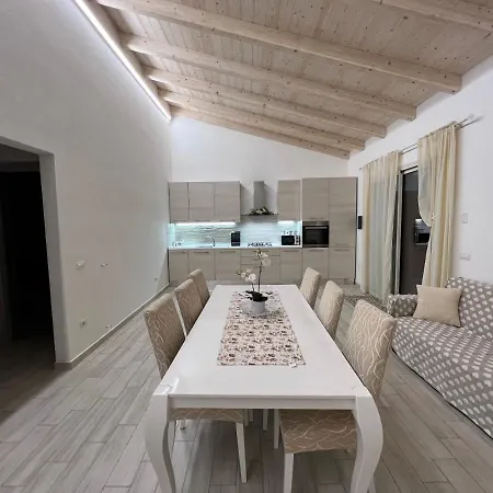 Apartment I Pini *