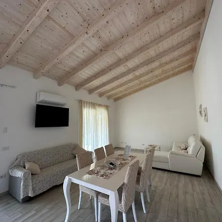 I Pini Apartment *